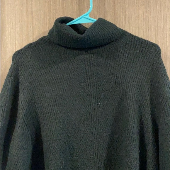 ❗️BOGO❗️Green Blue Sweet Romeo Turtleneck Sweater - Picture 3 of 8